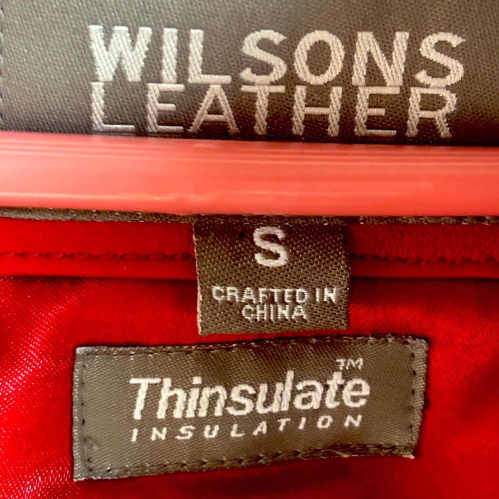 Ladies Vintage Wilsons Leather Thinsulate Red Leather Coat.  Size Small. NTN - Picture 2 of 12